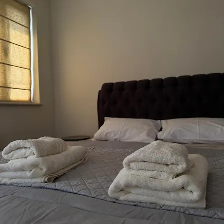 Maison Andre פאנו לפקארה